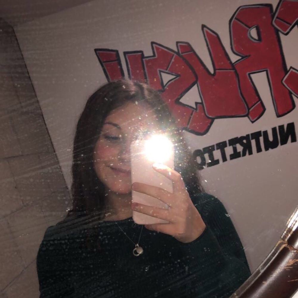 Meet your Posher, Madi